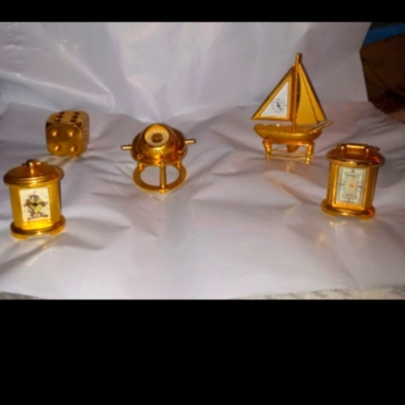 Bundle of gold miniature clocks warner brothers - Picture 1 of 7